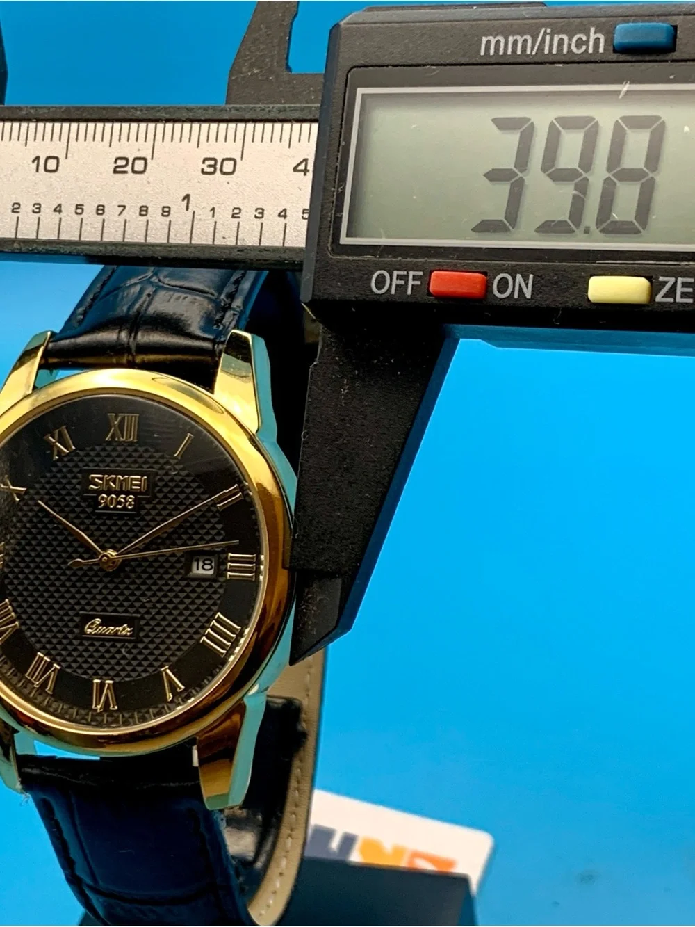 SKMEI 9058 Men’s Dress Quartz Wristwatch Leather Strap Date Display Working